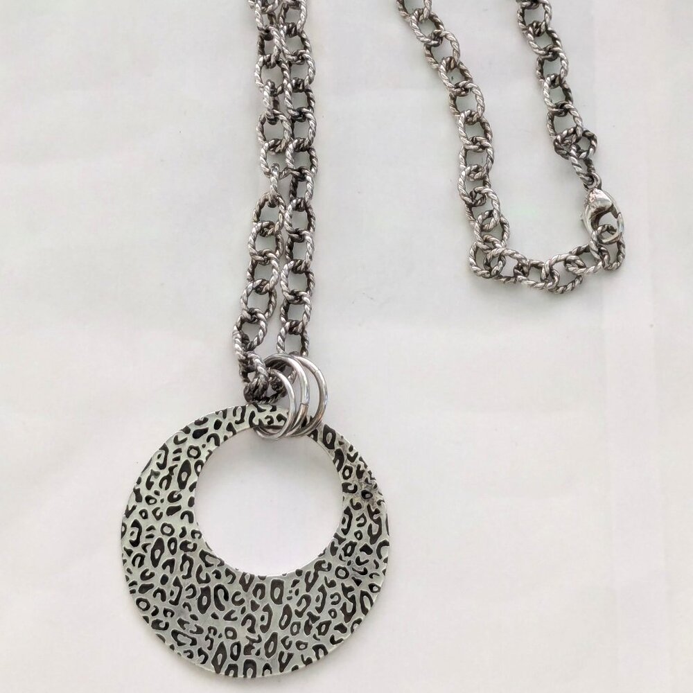 ab 925 Sterling Silver Leopard Etched Pendant Disc Chain Link Necklace